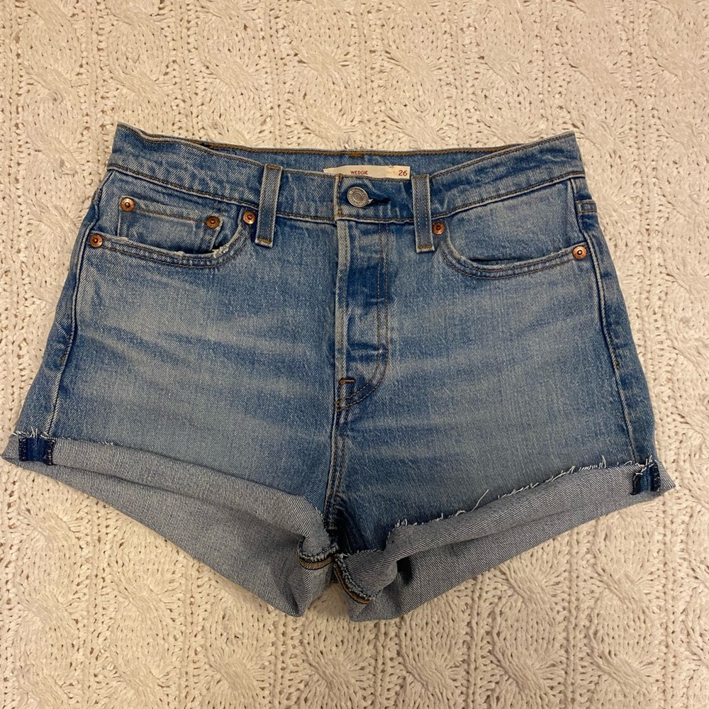 Levi shorts